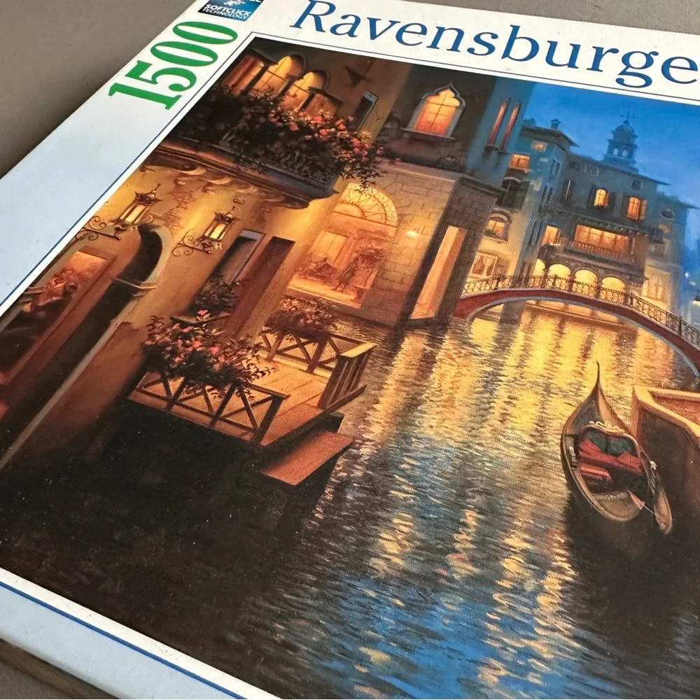 RAVENSBURGER 1500pc puzzle Venice canals